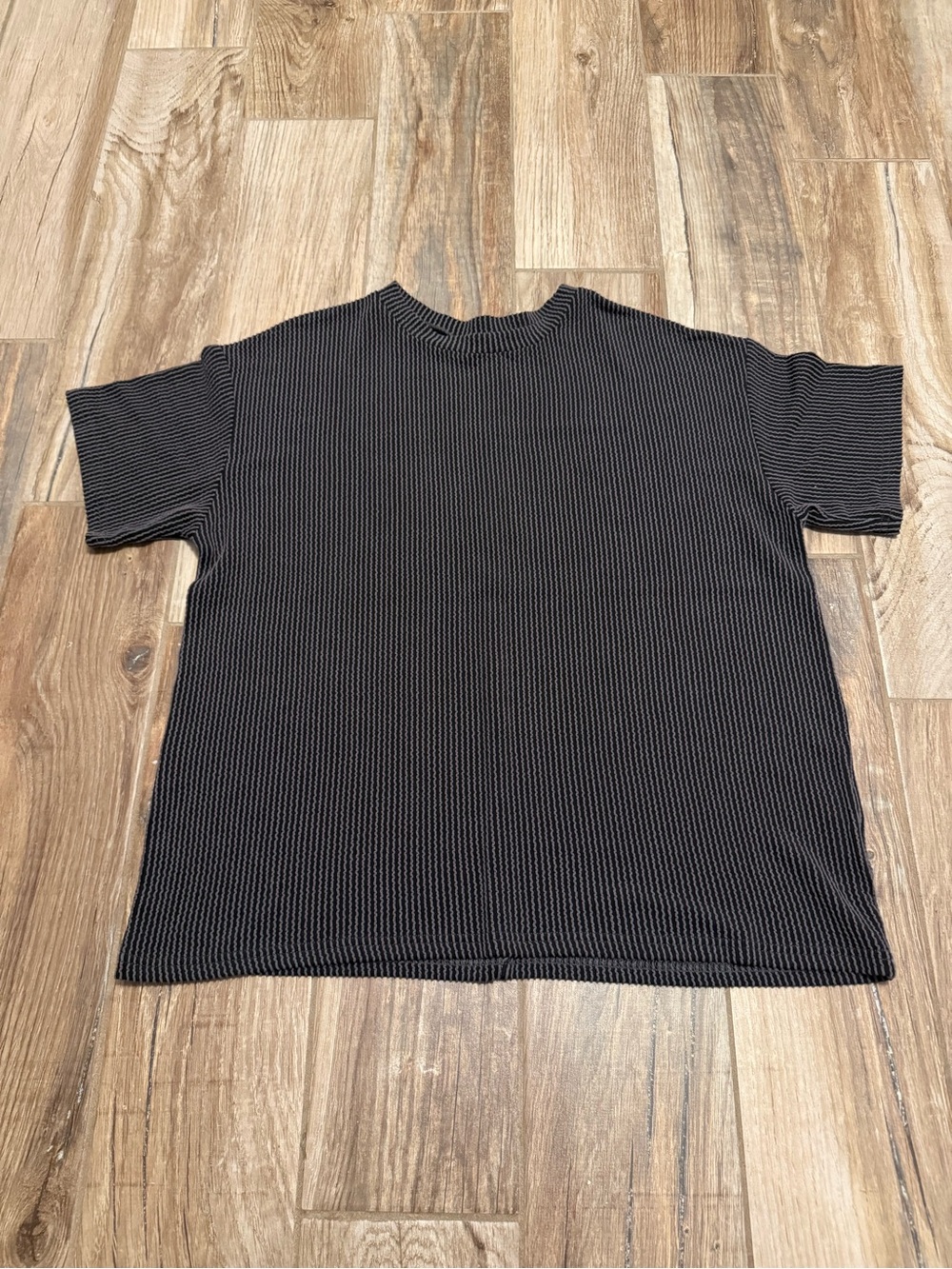 Boutique Black & Gray Ribbed Short Sleeve